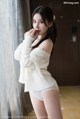 HuaYang 2018-06-15 Vol.053: Model Zhou Yuxi (周 于 希) (46 photos) P30 No.cf9a7a